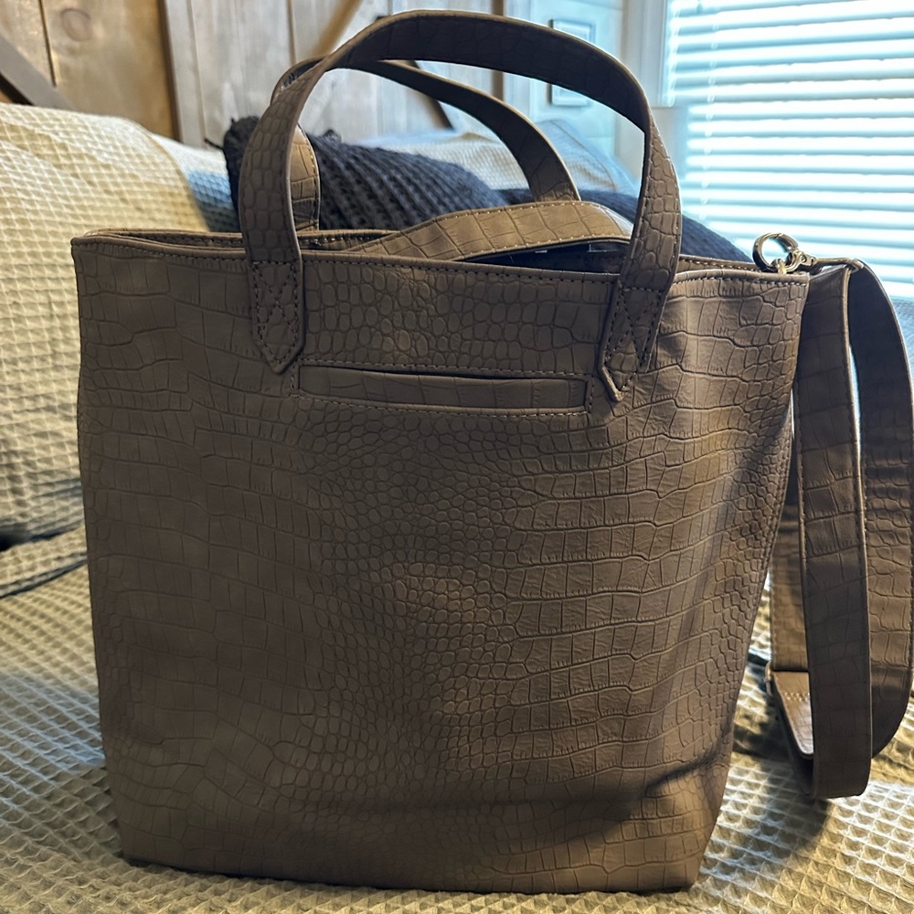 Thirty-one Crossbody